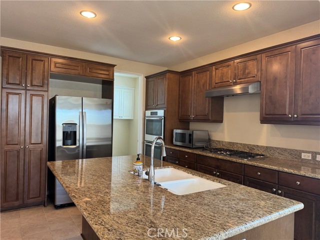 Detail Gallery Image 3 of 22 For 19942 Aldea Ct, Yorba Linda,  CA 92886 - 3 Beds | 2/1 Baths