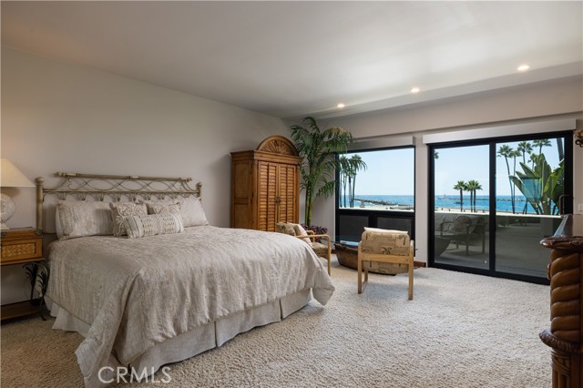 Detail Gallery Image 21 of 39 For 2901 Ocean Bld, Corona Del Mar,  CA 92625 - 4 Beds | 4/3 Baths