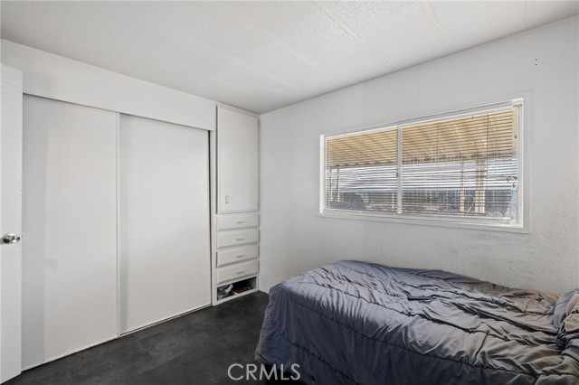 Detail Gallery Image 11 of 23 For 308 Nita Ln, Bakersfield,  CA 93308 - 2 Beds | 2 Baths