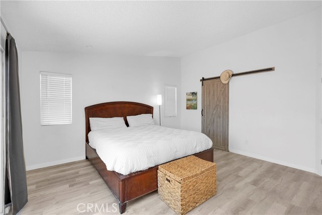 29817 Sloop Drive, Canyon Lake CA: https://media.crmls.org/medias/9049b8ab-7e3a-4432-b51e-792b7b2950c4.jpg