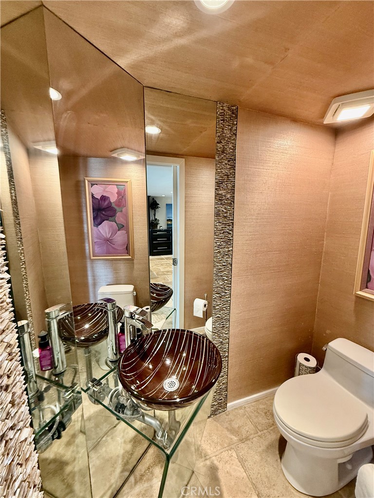 https://media.crmls.org/medias/904a783f-d7d5-48ee-8862-9371c3739d5f.jpg?preset=X-Large