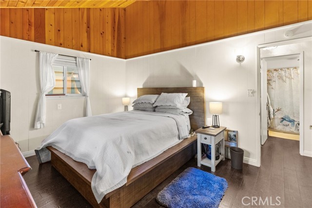 2452 Spring Drive, Running Springs CA: https://media.crmls.org/medias/904b5a56-9bbc-40ec-aabc-6709e56117a8.jpg