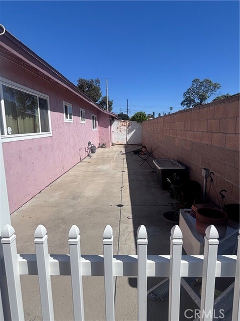 Detail Gallery Image 12 of 15 For 19221 Scobey Ave, Carson,  CA 90746 - 3 Beds | 2 Baths