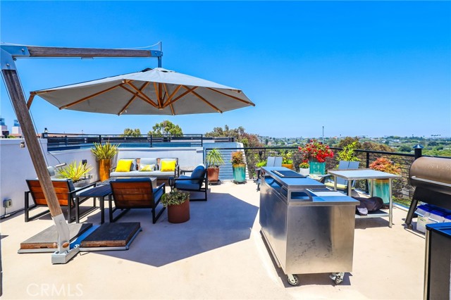 1920 S Pacific Coast Highway, Redondo Beach CA: https://media.crmls.org/medias/904b68bb-cfe3-43a0-8624-8c4ea205918f.jpg