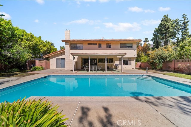 5 Bed Home for Sale in Hollywood Hills, California