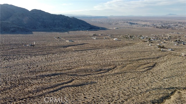 Detail Gallery Image 18 of 43 For 8207 Utah, Twentynine Palms,  CA 92277 - 4 Beds | 2/1 Baths