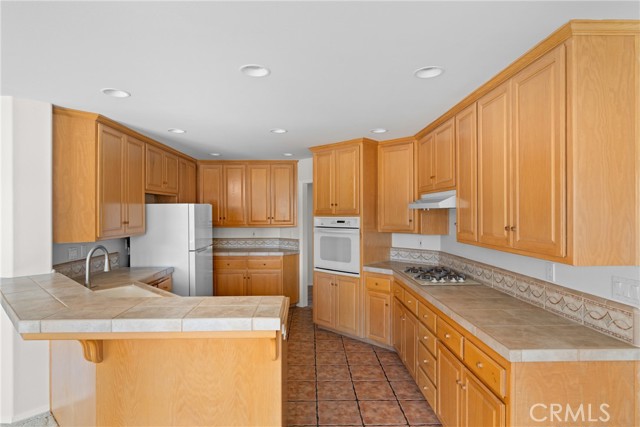 Detail Gallery Image 11 of 52 For 2436 Longdrive Ln, Santa Maria,  CA 93455 - 3 Beds | 2 Baths