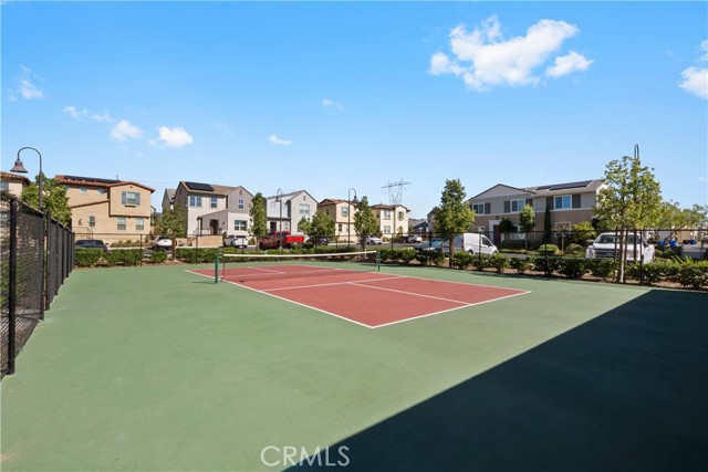 Detail Gallery Image 32 of 36 For 5604 Altamura Way #10,  Fontana,  CA 92336 - 4 Beds | 3 Baths