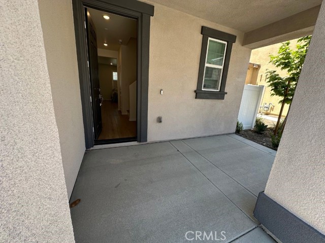 Detail Gallery Image 7 of 31 For 2511 Gunner Ridge Way, Rialto,  CA 92377 - 3 Beds | 2/1 Baths