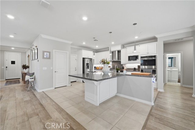 Detail Gallery Image 7 of 27 For 45725 Middle Gate Ct, Temecula,  CA 92592 - 5 Beds | 3 Baths