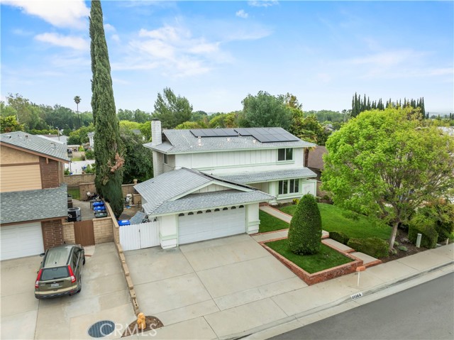 Detail Gallery Image 4 of 55 For 25582 Old Course Way, Valencia,  CA 91355 - 4 Beds | 3 Baths
