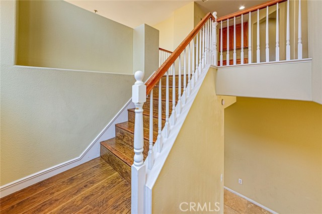 955 Blackberry Lane, Carson CA: https://media.crmls.org/medias/904f5fec-51bc-4335-a14c-0082c00a1e9e.jpg