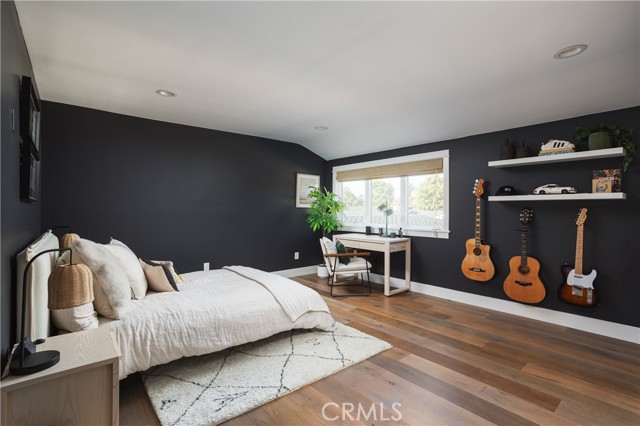 Detail Gallery Image 18 of 31 For 1700 Highland Dr, Newport Beach,  CA 92660 - 5 Beds | 6/1 Baths