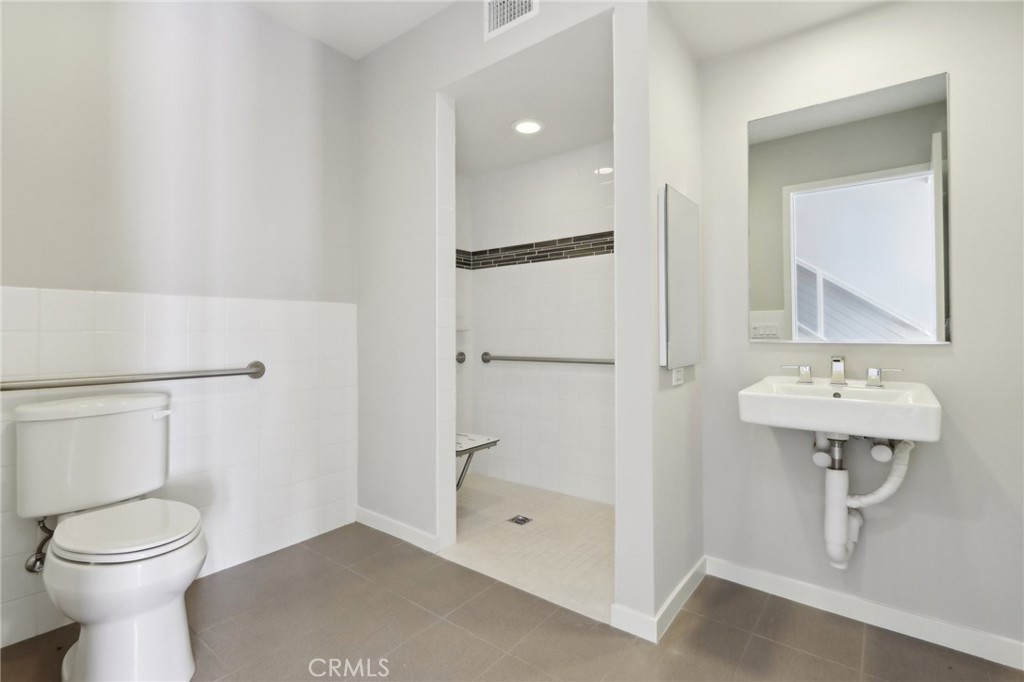 904fdf9e Cf22 434e 96f8 C4ee4848404c