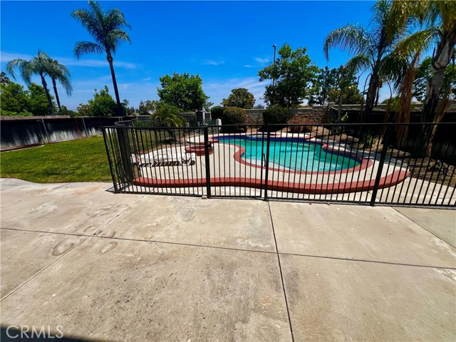 361 Adirondack Drive, Corona CA: https://media.crmls.org/medias/90500ad8-b32e-4213-b6a6-57c61fcff7d9.jpg