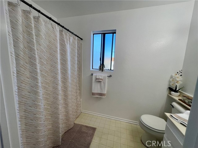Detail Gallery Image 8 of 38 For 3516 E Ransom St #204,  Long Beach,  CA 90804 - 2 Beds | 2 Baths