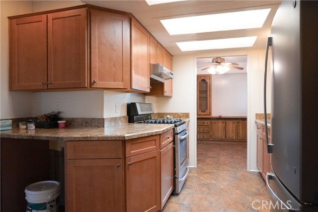 Detail Gallery Image 4 of 44 For 25526 Redlands St., Loma Linda,  CA 92354 - 3 Beds | 2 Baths