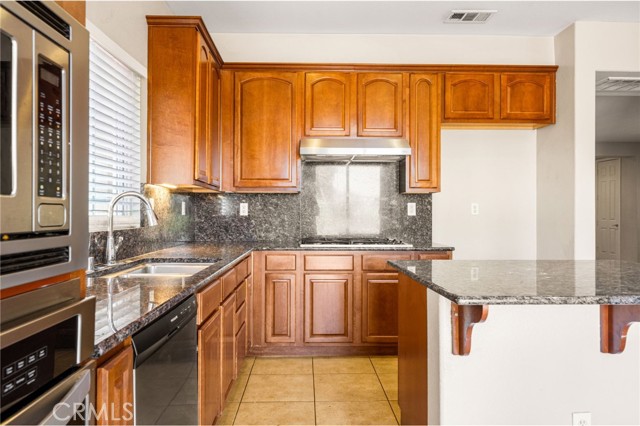 20047 Holly Drive, Outside Area (Inside Ca) CA: https://media.crmls.org/medias/9051ece8-816b-499b-8bc8-f96bc744b282.jpg