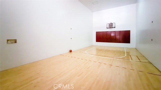 Detail Gallery Image 53 of 59 For 2563 Plaza Del Amo #204,  Torrance,  CA 90503 - 2 Beds | 2 Baths