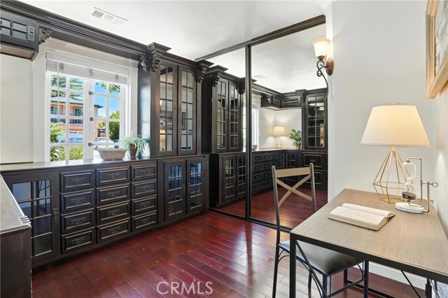 Detail Gallery Image 15 of 38 For 245 F St, Redwood City,  CA 94063 - 3 Beds | 3 Baths