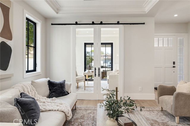 Detail Gallery Image 15 of 75 For 1820 9th St, Manhattan Beach,  CA 90266 - 6 Beds | 6/1 Baths