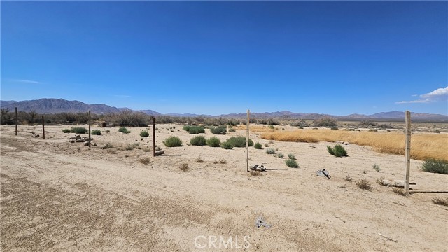 Lucerne Valley, CA 24354