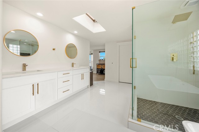 Detail Gallery Image 32 of 38 For 25311 Pike Rd, Laguna Hills,  CA 92653 - 4 Beds | 3/1 Baths