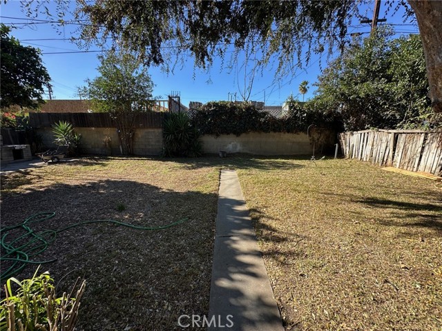 Detail Gallery Image 15 of 19 For 1624 Turrill Ave, San Bernardino,  CA 92411 - 2 Beds | 1 Baths