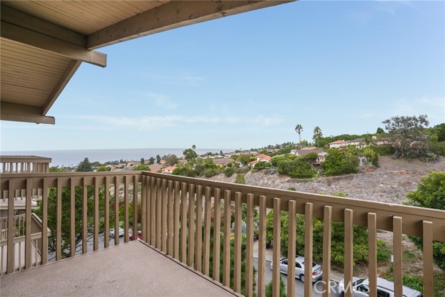 6542 Ocean Crest Drive, Rancho Palos Verdes, California 90275, 3 Bedrooms Bedrooms, ,1 BathroomBathrooms,Residential,Sold,Ocean Crest,PV21261399