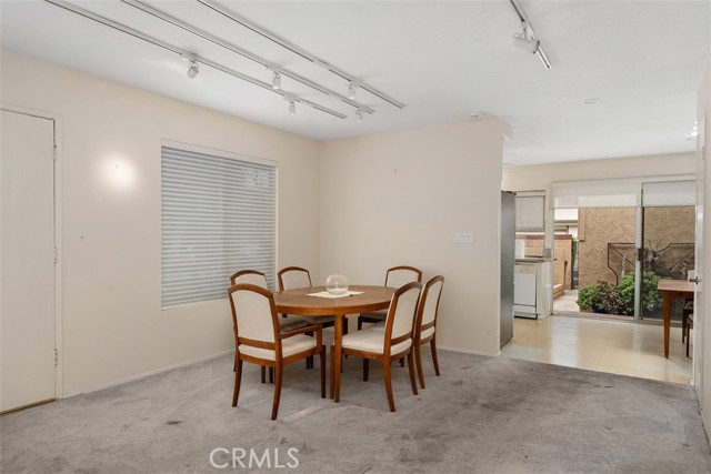 Detail Gallery Image 13 of 30 For 6814 Southampton Dr, Cypress,  CA 90630 - 3 Beds | 2 Baths