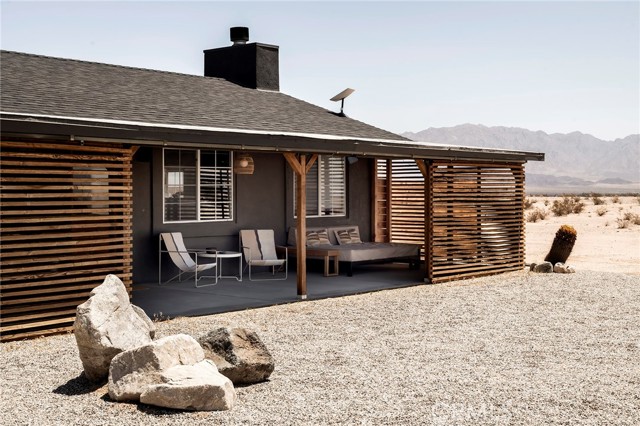 84328 Amboy Road, 29 Palms CA: https://media.crmls.org/medias/9056d1ca-af30-4d44-bad1-8435cd0c05c2.jpg