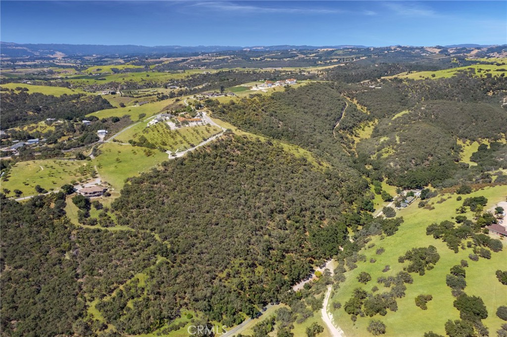 1475 Fern Canyon Road, Paso Robles, CA 93446