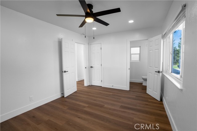 Detail Gallery Image 6 of 9 For 1570 E 26th, Merced,  CA 95340 - 3 Beds | 2 Baths