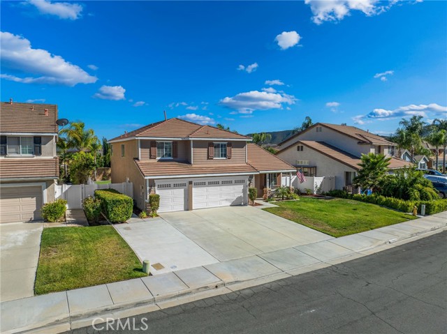 41980 Trinity River Way, Murrieta CA: https://media.crmls.org/medias/9058a54a-c648-4c45-9fc7-8fb97fd340de.jpg