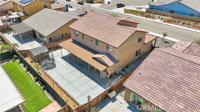 Detail Gallery Image 10 of 14 For 14251 Tierra Del Sur St, Adelanto,  CA 92301 - 5 Beds | 3 Baths