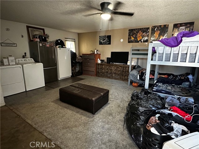Detail Gallery Image 10 of 21 For 351 Armory Rd, Barstow,  CA 92311 - 4 Beds | 3 Baths