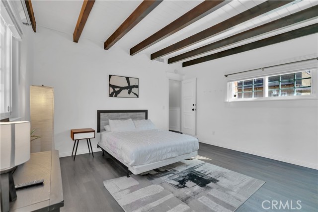 Detail Gallery Image 3 of 26 For 8319 S Van Ness, Inglewood,  CA 90305 - 3 Beds | 2 Baths