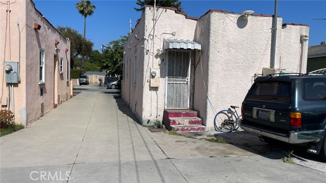 8933 Bowman Avenue, South Gate CA: https://media.crmls.org/medias/905a1257-18af-4799-9db2-3ad9ee186637.jpg