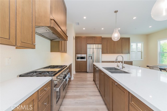 Detail Gallery Image 17 of 56 For 58 Longchamp, Irvine,  CA 92602 - 4 Beds | 4/1 Baths