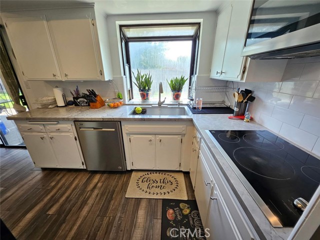 5894 E Madison Avenue, Fresno CA: https://media.crmls.org/medias/905bc313-3fcc-4dea-b03b-cd0d66b3407b.jpg