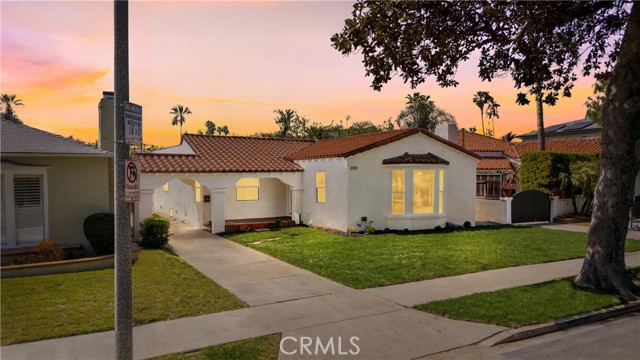 3991 Hubert Avenue, Los Angeles CA: https://media.crmls.org/medias/905bea3c-646f-4b27-b429-1a362554be16.jpg