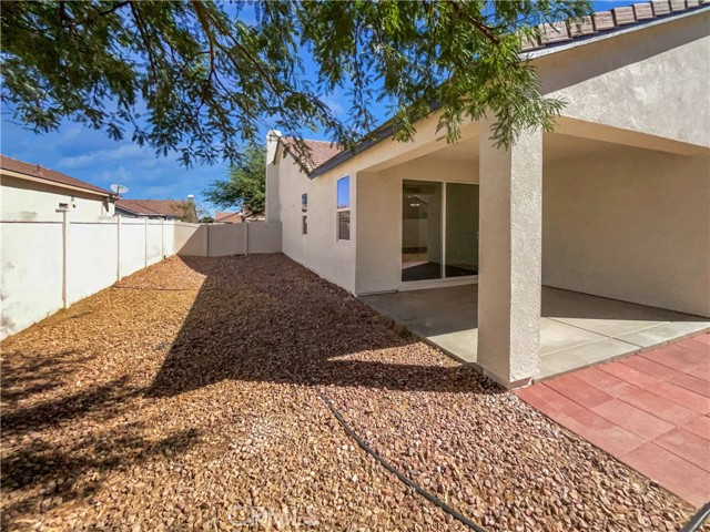 Detail Gallery Image 8 of 21 For 11737 Poppy Rd, Adelanto,  CA 92301 - 4 Beds | 2 Baths