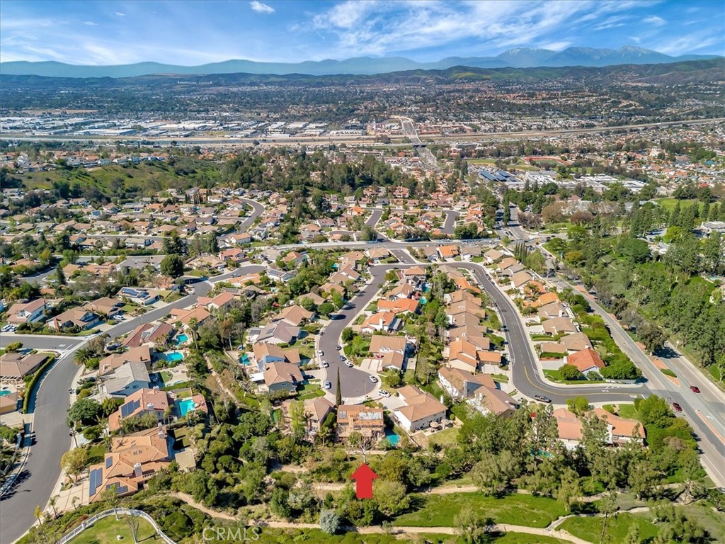 https://media.crmls.org/medias/905cab9f-4069-463c-89cc-a1a2c9332c30.jpg?preset=X-Large