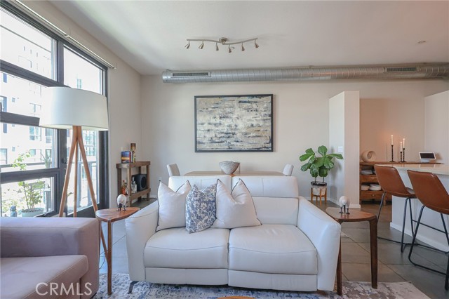 Detail Gallery Image 2 of 75 For 133 the Promenade #334,  Long Beach,  CA 90802 - 1 Beds | 1 Baths