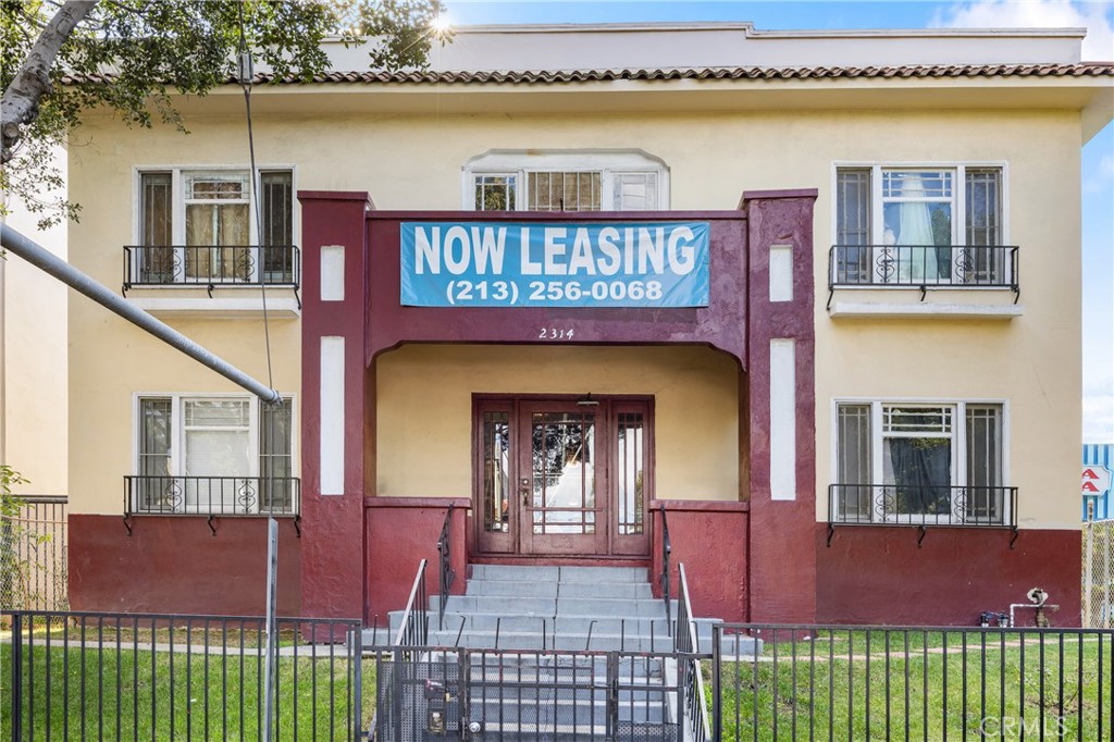 2314 W Pico Boulevard, Los Angeles, CA 90006