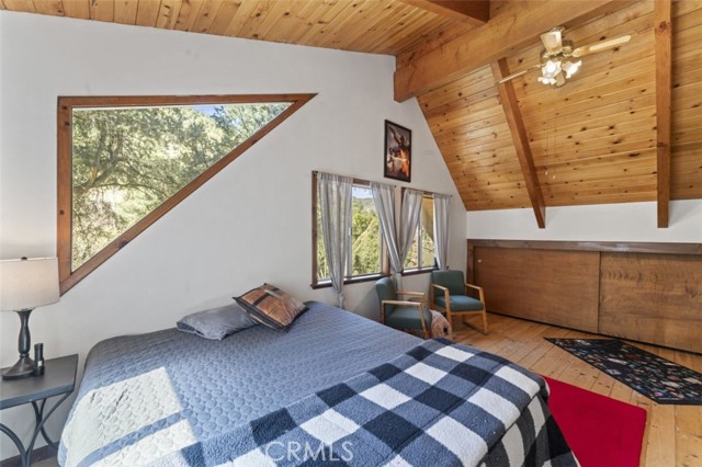 Detail Gallery Image 16 of 32 For 2112 Glacier, –,  CA 93225 - 3 Beds | 2 Baths