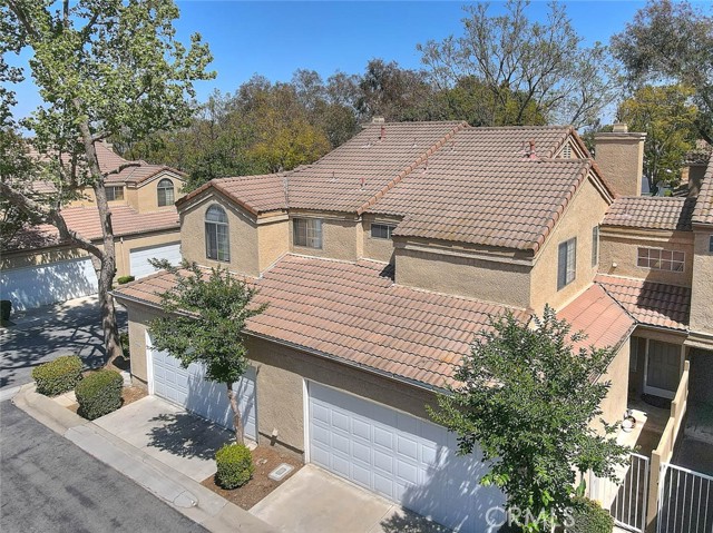 Detail Gallery Image 2 of 45 For 2693 Lookout Cir, Chino Hills,  CA 91709 - 2 Beds | 2/1 Baths