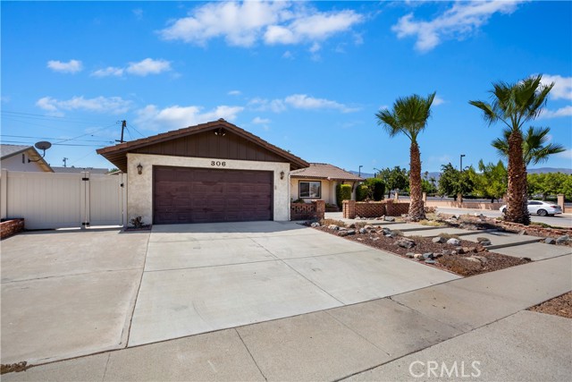 Image 3 for 306 E Rancho Rd, Corona, CA 92879