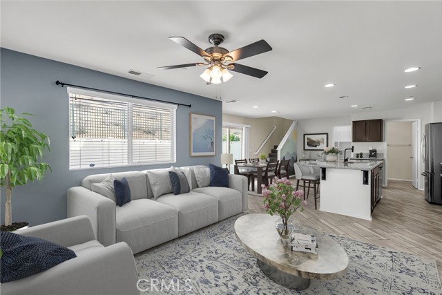 34234 Parkside Drive, Lake Elsinore CA: https://media.crmls.org/medias/905f67d7-f608-40aa-a606-91165ee5532d.jpg