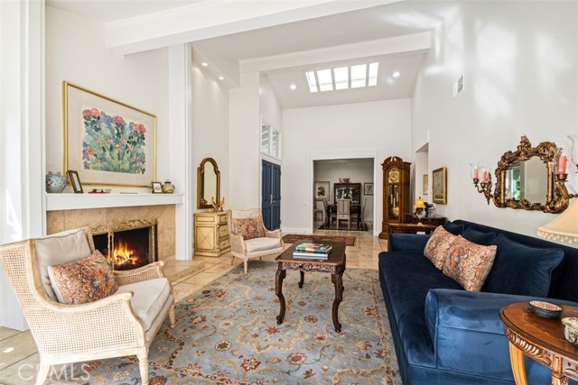 Detail Gallery Image 5 of 22 For 18 Shoal Drive, Corona Del Mar,  CA 92625 - 3 Beds | 2 Baths